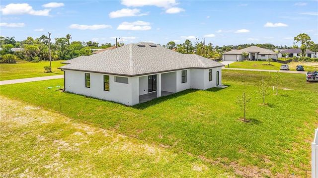 3227 NE 13th PL, Cape Coral, FL 33909