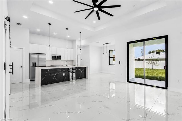 3227 NE 13th PL, Cape Coral, FL 33909