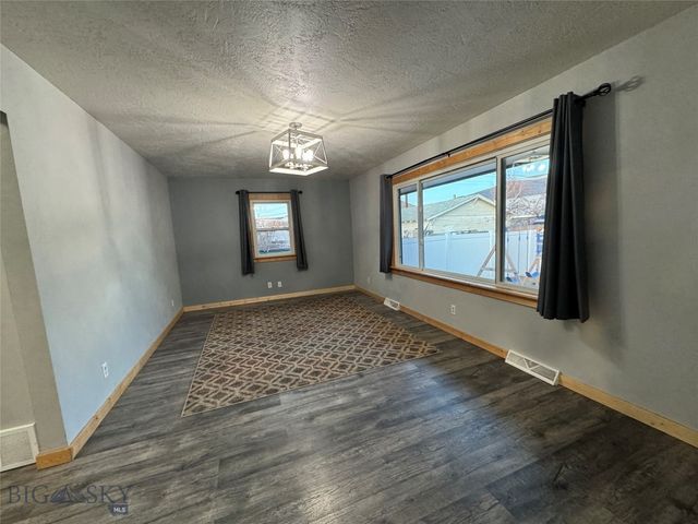 1902 Stuart Avenue, Butte, MT 59701