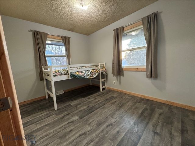 1902 Stuart Avenue, Butte, MT 59701