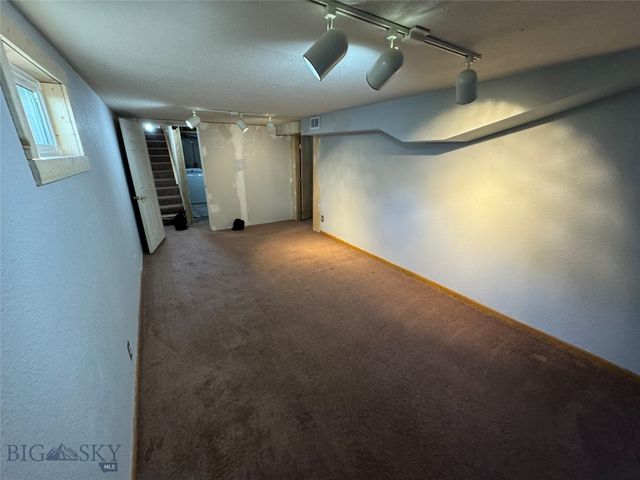 1902 Stuart Avenue, Butte, MT 59701