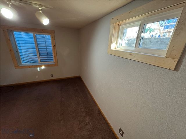 1902 Stuart Avenue, Butte, MT 59701