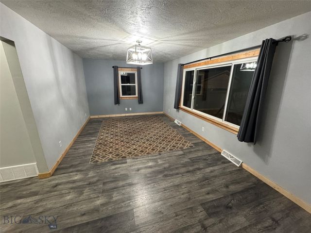 1902 Stuart Avenue, Butte, MT 59701