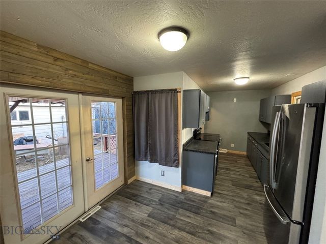 1902 Stuart Avenue, Butte, MT 59701