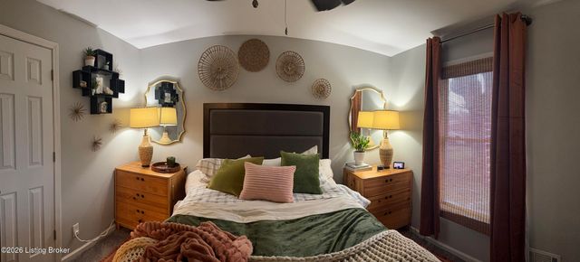 3460 Heatherfield Dr, Louisville, KY 40216