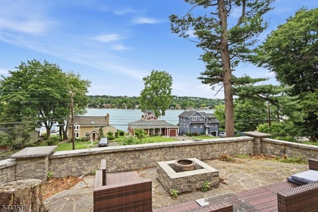 255 E Shore Trl, Sparta Twp., NJ 07871