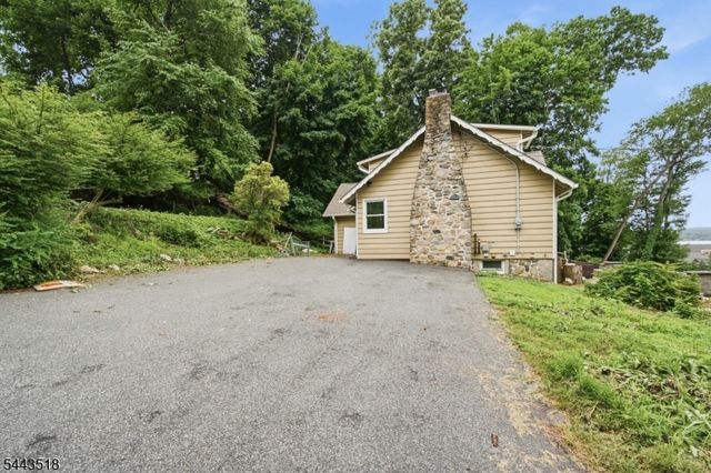 255 E Shore Trl, Sparta Twp., NJ 07871