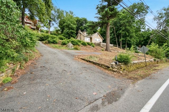 255 E Shore Trl, Sparta Twp., NJ 07871