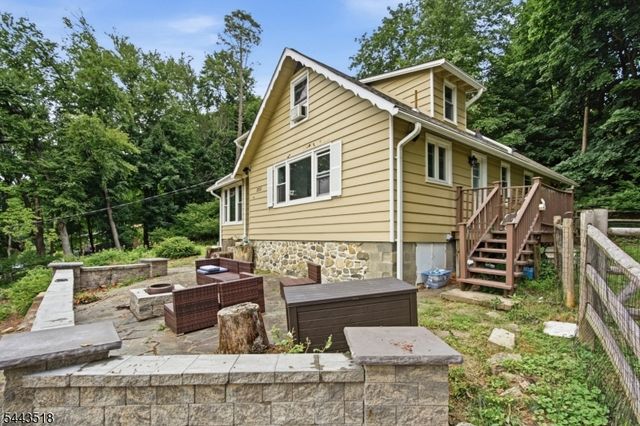 255 E Shore Trl, Sparta Twp., NJ 07871
