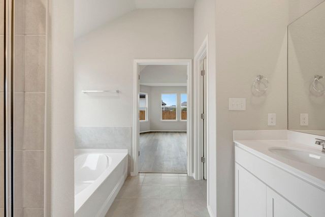 142 Big Banyan DR, Dripping Springs, TX 78620