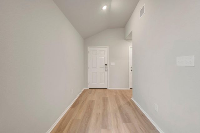 142 Big Banyan DR, Dripping Springs, TX 78620