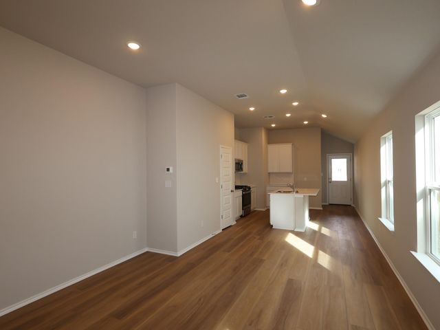 142 Big Banyan DR, Dripping Springs, TX 78620