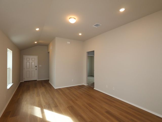 142 Big Banyan DR, Dripping Springs, TX 78620