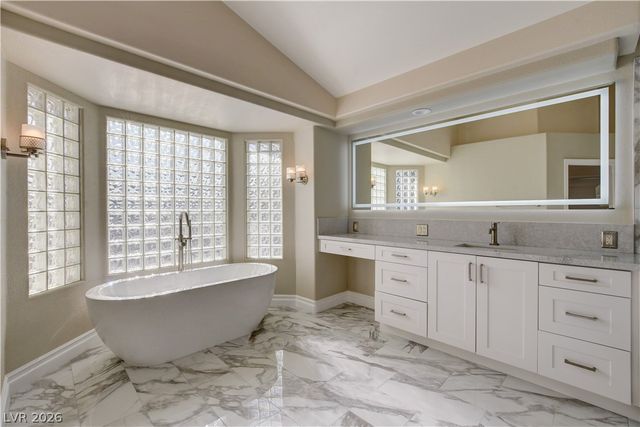 1709 Corta Bella Drive, Las Vegas, NV 89134