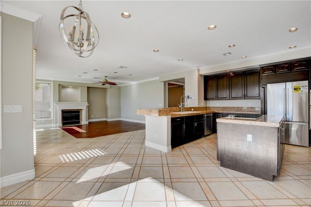 1709 Corta Bella Drive, Las Vegas, NV 89134