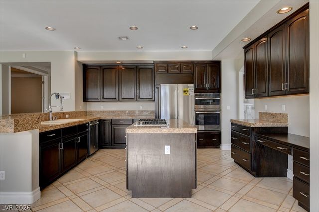 1709 Corta Bella Drive, Las Vegas, NV 89134