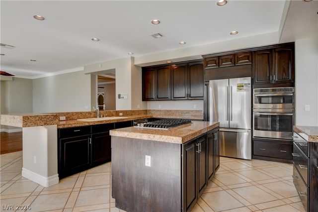 1709 Corta Bella Drive, Las Vegas, NV 89134