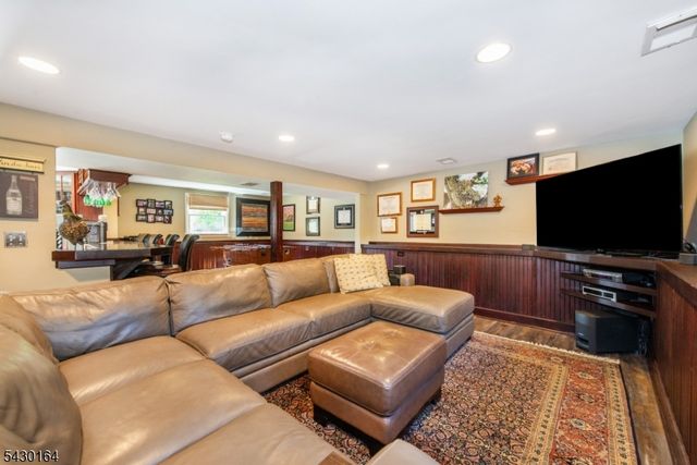 216 Sunset Ave, Westfield Town, NJ 07090