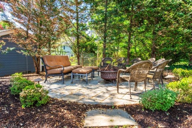 216 Sunset Ave, Westfield Town, NJ 07090