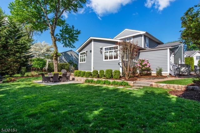 216 Sunset Ave, Westfield Town, NJ 07090