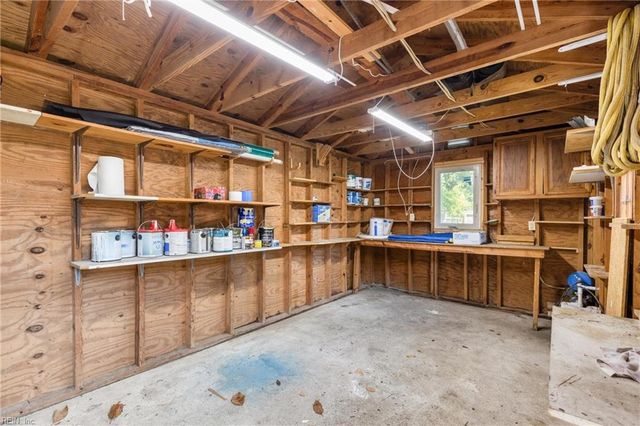 1604 Ann ST, Portsmouth, VA 23704