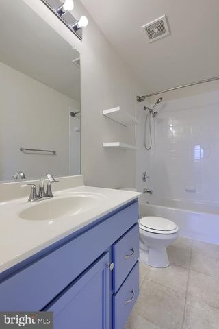 250 KENTSHIRE DR, Lancaster, PA 17603
