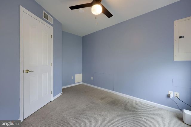 250 KENTSHIRE DR, Lancaster, PA 17603