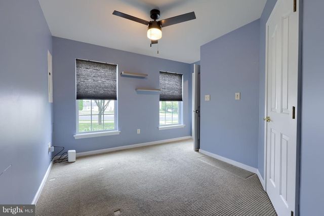 250 KENTSHIRE DR, Lancaster, PA 17603