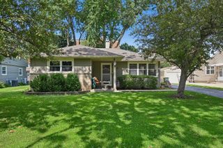 3002 Owl Drive, Rolling Meadows, IL 60008