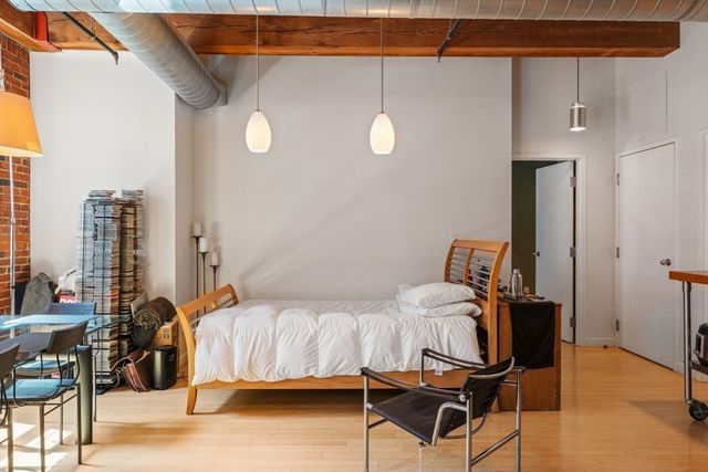 9 West Broadway 402, Boston, MA 02127