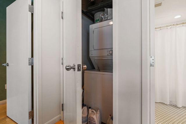 9 West Broadway 402, Boston, MA 02127