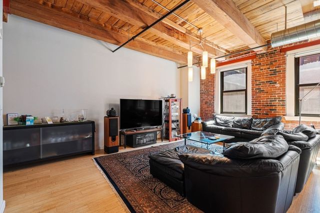 9 West Broadway 402, Boston, MA 02127