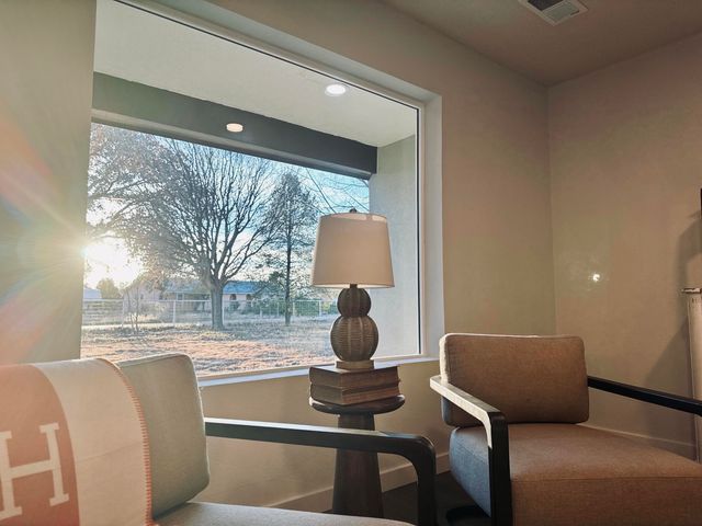 11 Avenida Alegre, Los Lunas, NM 87031