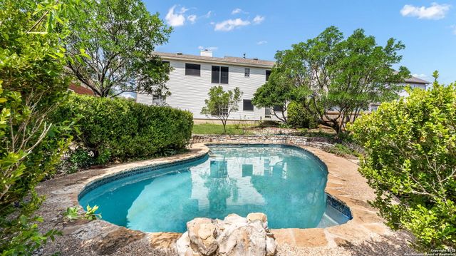 8632 Wood Forest, San Antonio, TX 78251
