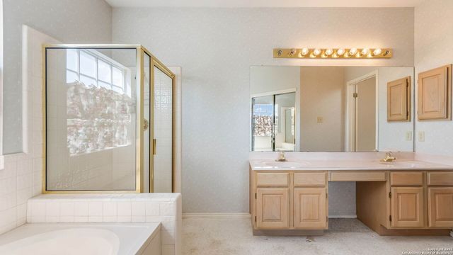 8632 Wood Forest, San Antonio, TX 78251