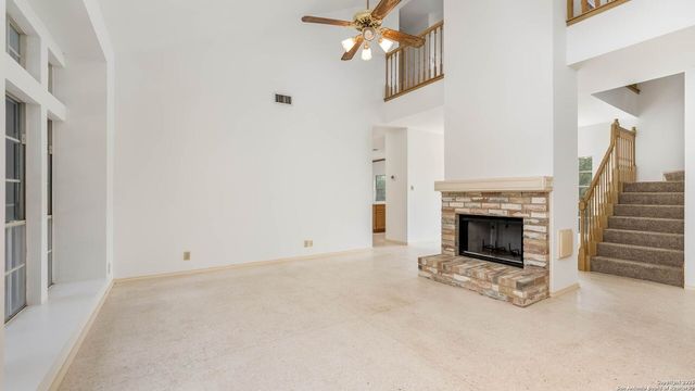 8632 Wood Forest, San Antonio, TX 78251