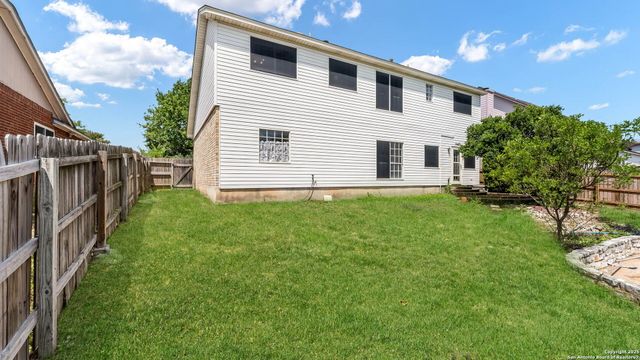 8632 Wood Forest, San Antonio, TX 78251
