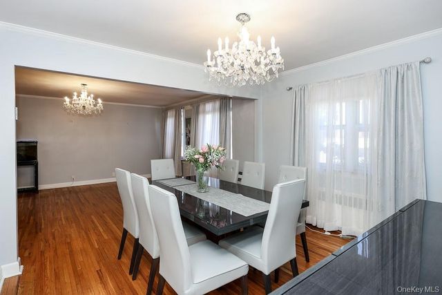 6-8 wooleys Lane B34, Great Neck, NY 11023