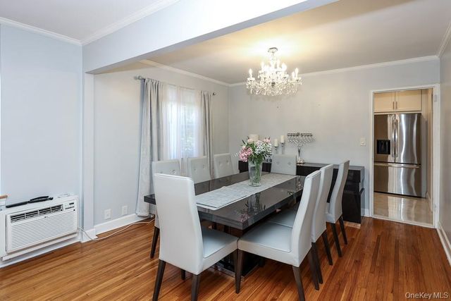 6-8 wooleys Lane B34, Great Neck, NY 11023