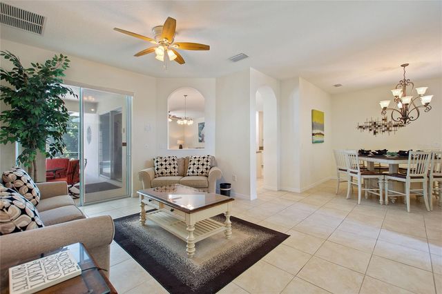 1316 GOLF COURSE PARKWAY, Davenport, FL 33837