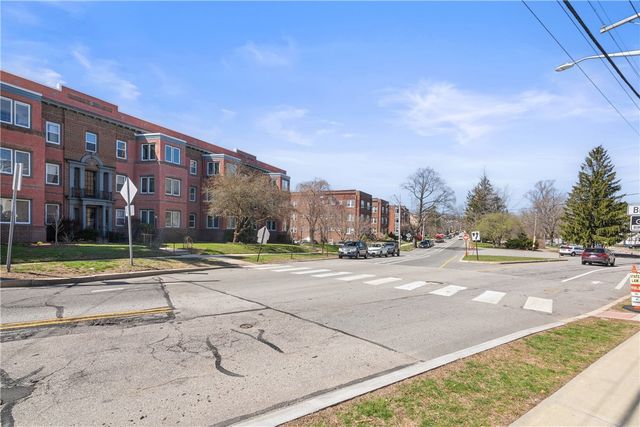 8 Blackstone Boulevard, Providence, RI 02906