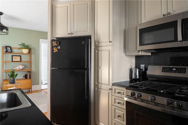 8 Blackstone Boulevard, Providence, RI 02906