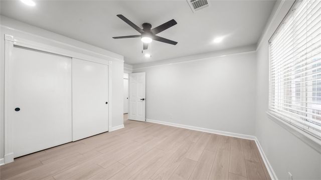 9210 Linkmeadow Lane, Houston, TX 77025