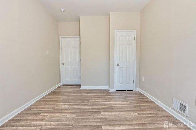 186 N 17th Street 1, East Orange, NJ 07017