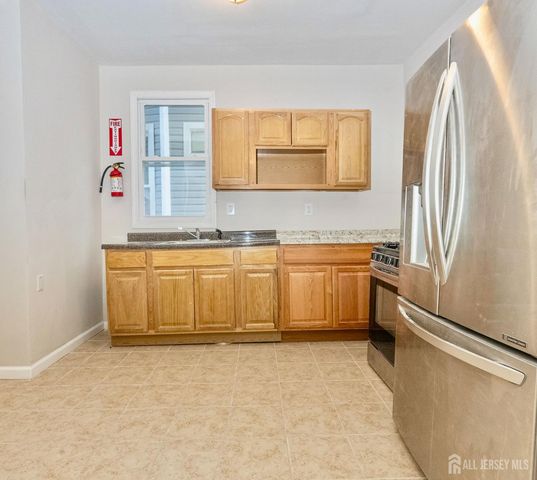 186 N 17th Street 1, East Orange, NJ 07017