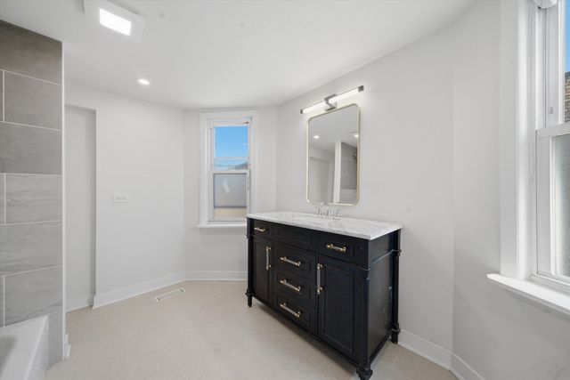 1446 E 71st Place, Chicago, IL 60619