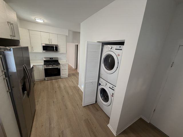 1446 E 71st Place, Chicago, IL 60619