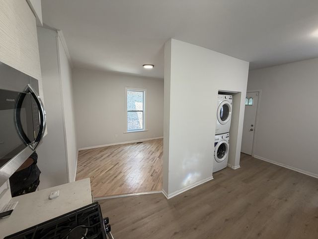 1446 E 71st Place, Chicago, IL 60619