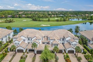 3725 Montreux LN 204, Naples, FL 34114