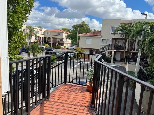 631 NW 82nd Ave 220, Miami, FL 33126